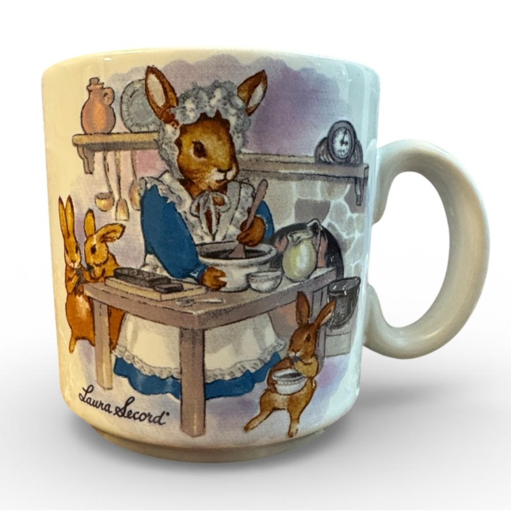 Vintage Laura Secord Peter Rabbit Made in England Ceramic Mug